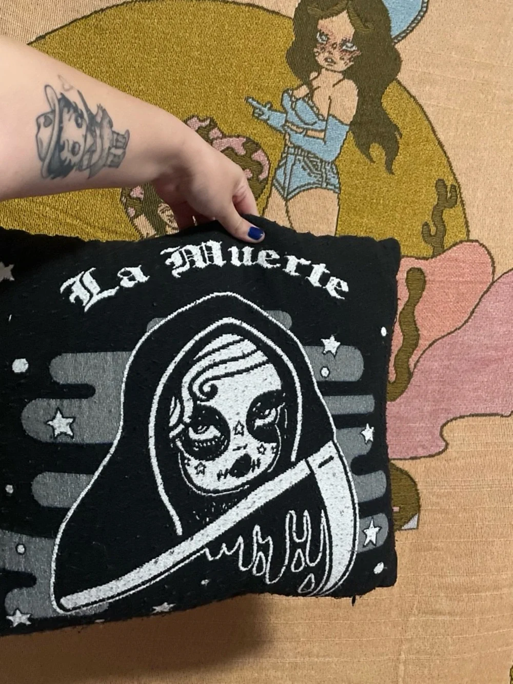 Valfre Black and White 'La Muerte' Graphic Accent Pillow